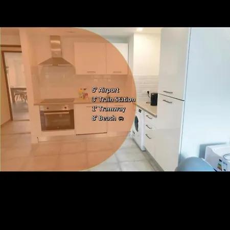 Privative, Grand Arenas, Proche Aeroport, Tram Sur Place, Gare Train St Augustin, 2 Toilet, 2 Shower Nizza